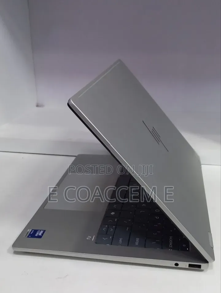 New Laptop HP 16GB Intel Core Ultra 7 SSD 1T