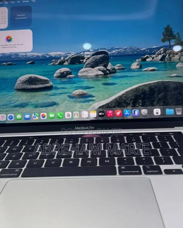 New Laptop Apple MacBook Pro 2020 M1 16GB Apple M1 Pro SSD 1T