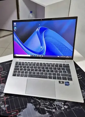 New Laptop HP EliteBook 830 G9 16GB Intel Core i5 SSD 512GB