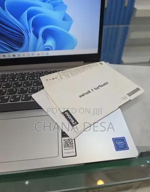 New Laptop Lenovo IdeaPad 1 4GB Intel Celeron SSD 128GB