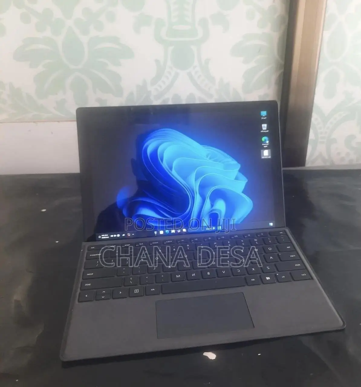 New Laptop Microsoft Surface Pro 6 8GB Intel Core i5 SSD 256GB