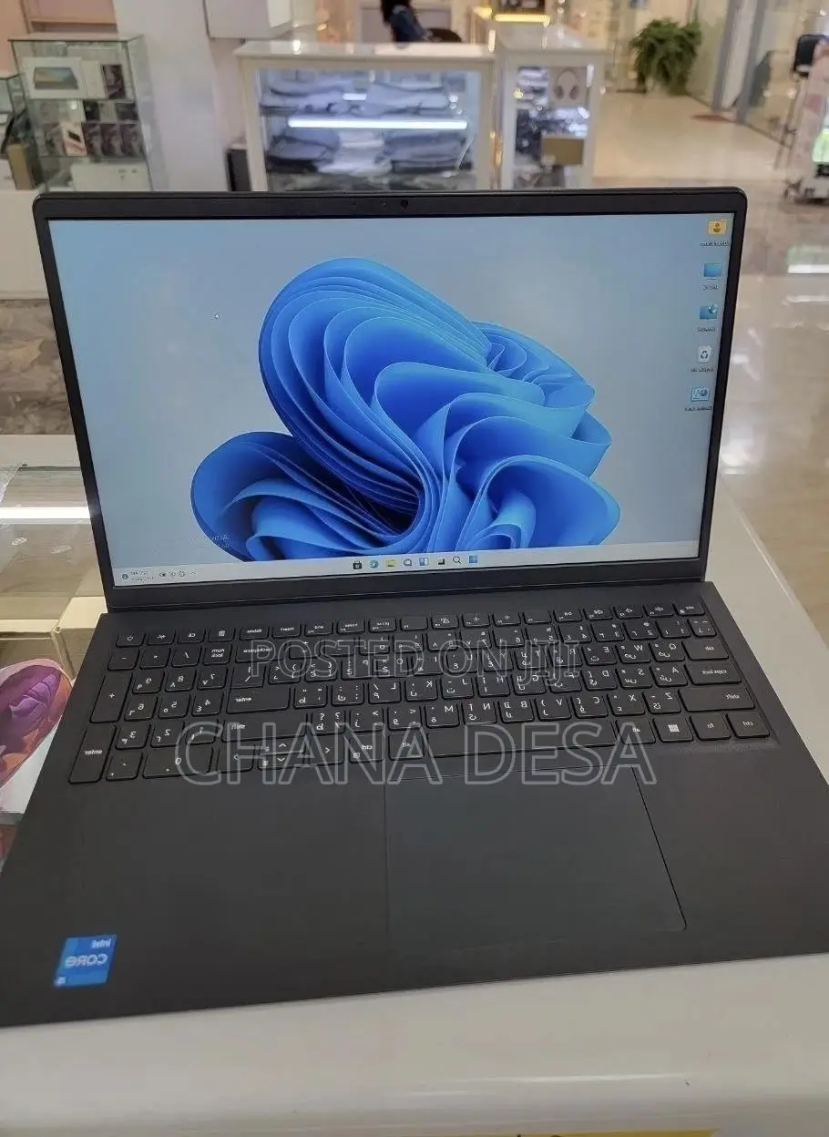 New Laptop Dell 16GB Intel Core i5 SSD 512GB