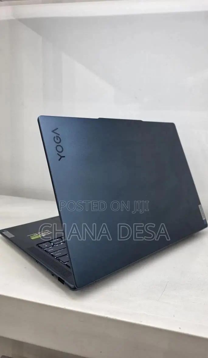 New Laptop Lenovo 16GB AMD Ryzen 7 SSD 512GB