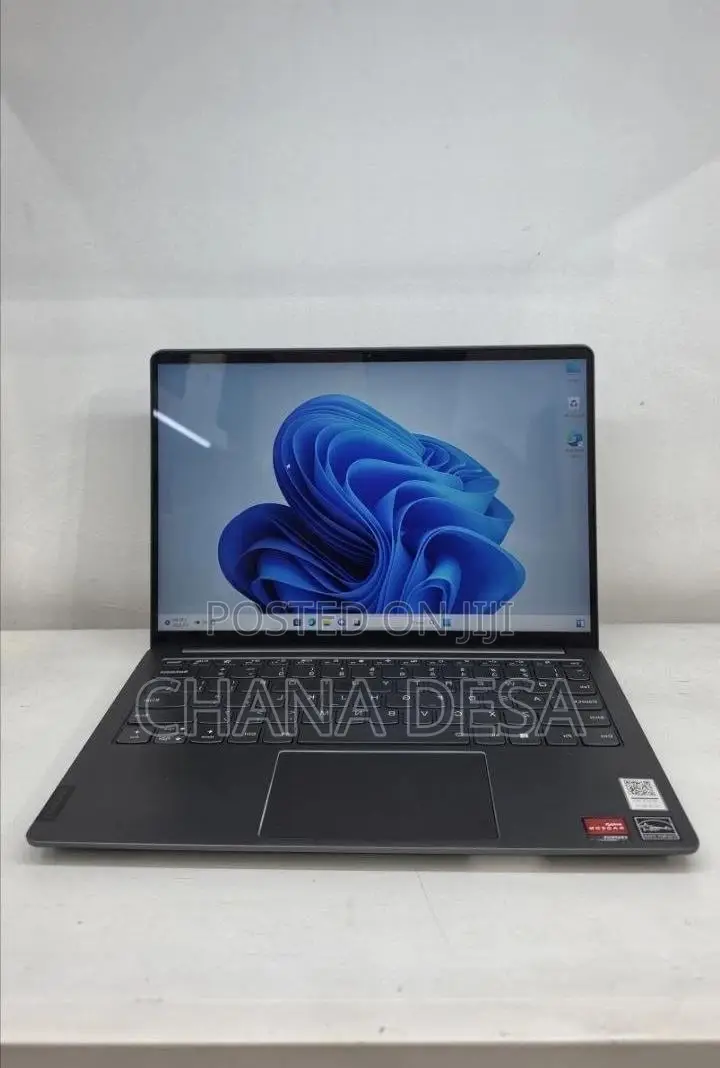 New Laptop Lenovo 16GB AMD Ryzen 7 SSD 512GB