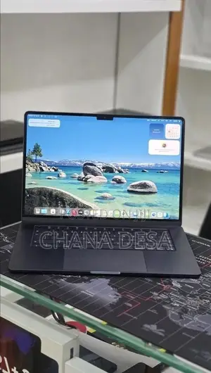 New Laptop Apple MacBook Air 2025 M4 16GB Apple M2 SSD 256GB
