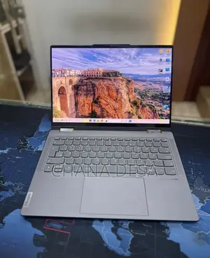 New Laptop Lenovo 16GB AMD Ryzen 7 SSD 512GB