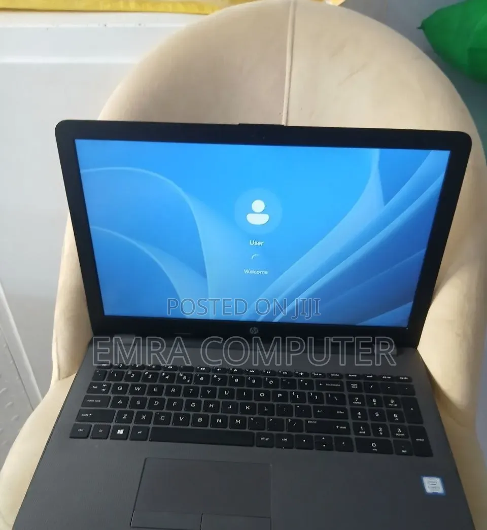 New Laptop HP 4GB Intel Core i3 SSD 1T