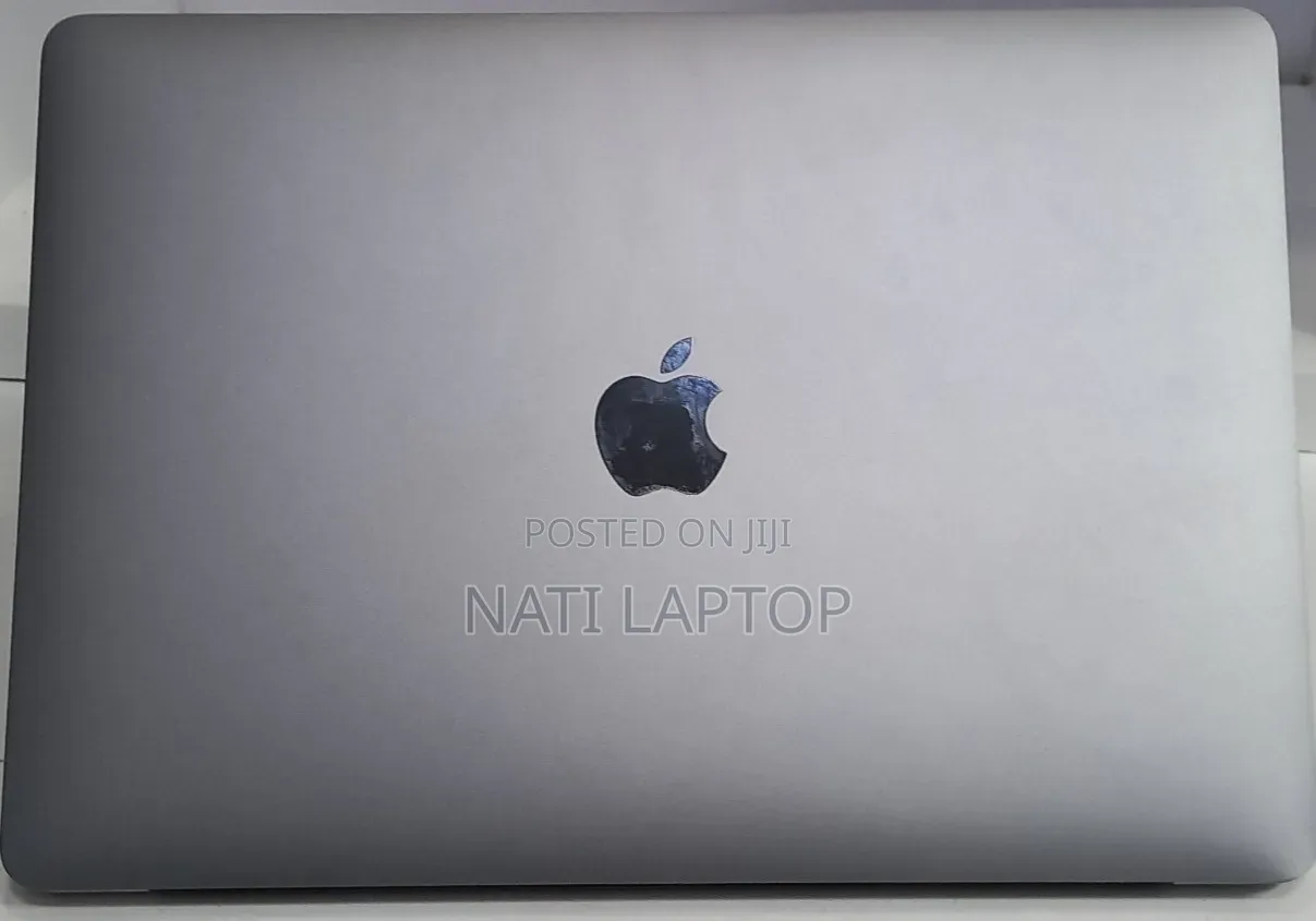 New Laptop Apple MacBook Pro 2020 M1 8GB Apple M1 Pro SSD 256GB