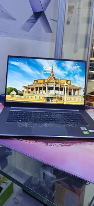 New Laptop HP Zbook Studio G7 32GB Intel Core i7 SSD 512GB