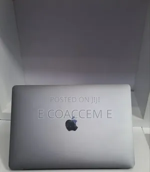New Laptop Apple MacBook Pro 2020 M1 8GB SSD 256GB
