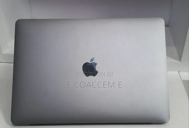 New Laptop Apple MacBook Pro 2020 M1 8GB SSD 256GB