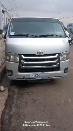 Toyota HiAce 2007 Silver