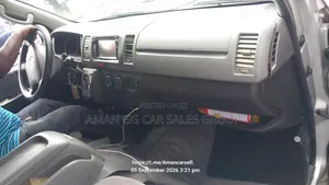 Toyota HiAce 2007 Silver