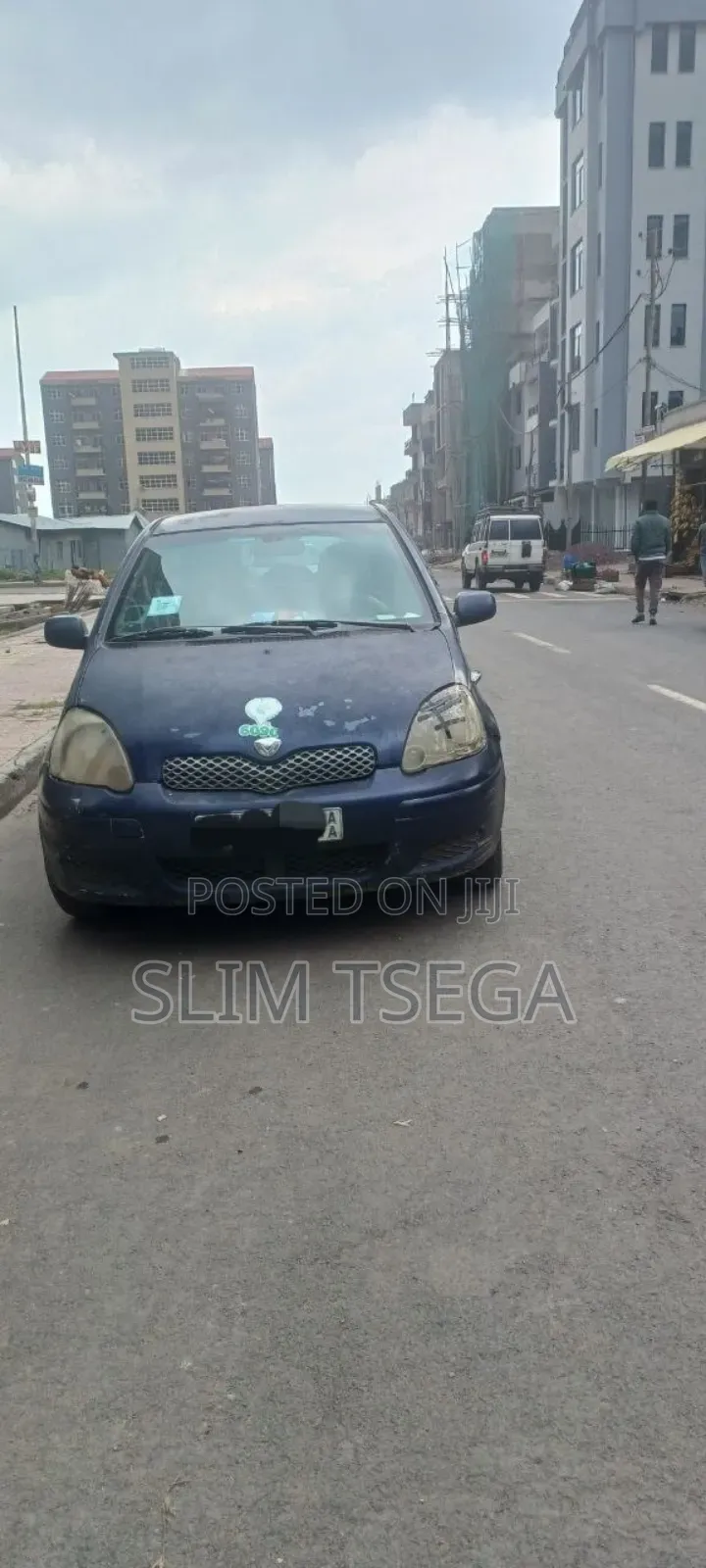 Toyota Vitz 2004 Blue