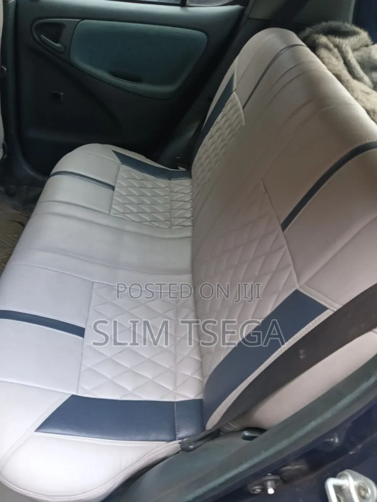 Toyota Vitz 2001 Blue