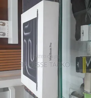 New Laptop Apple MacBook Pro 2025 M5 16GB Apple M5 Pro SSD 512GB