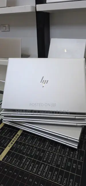 New Laptop HP EliteBook 840 G8 16GB Intel Core i5 SSD 512GB