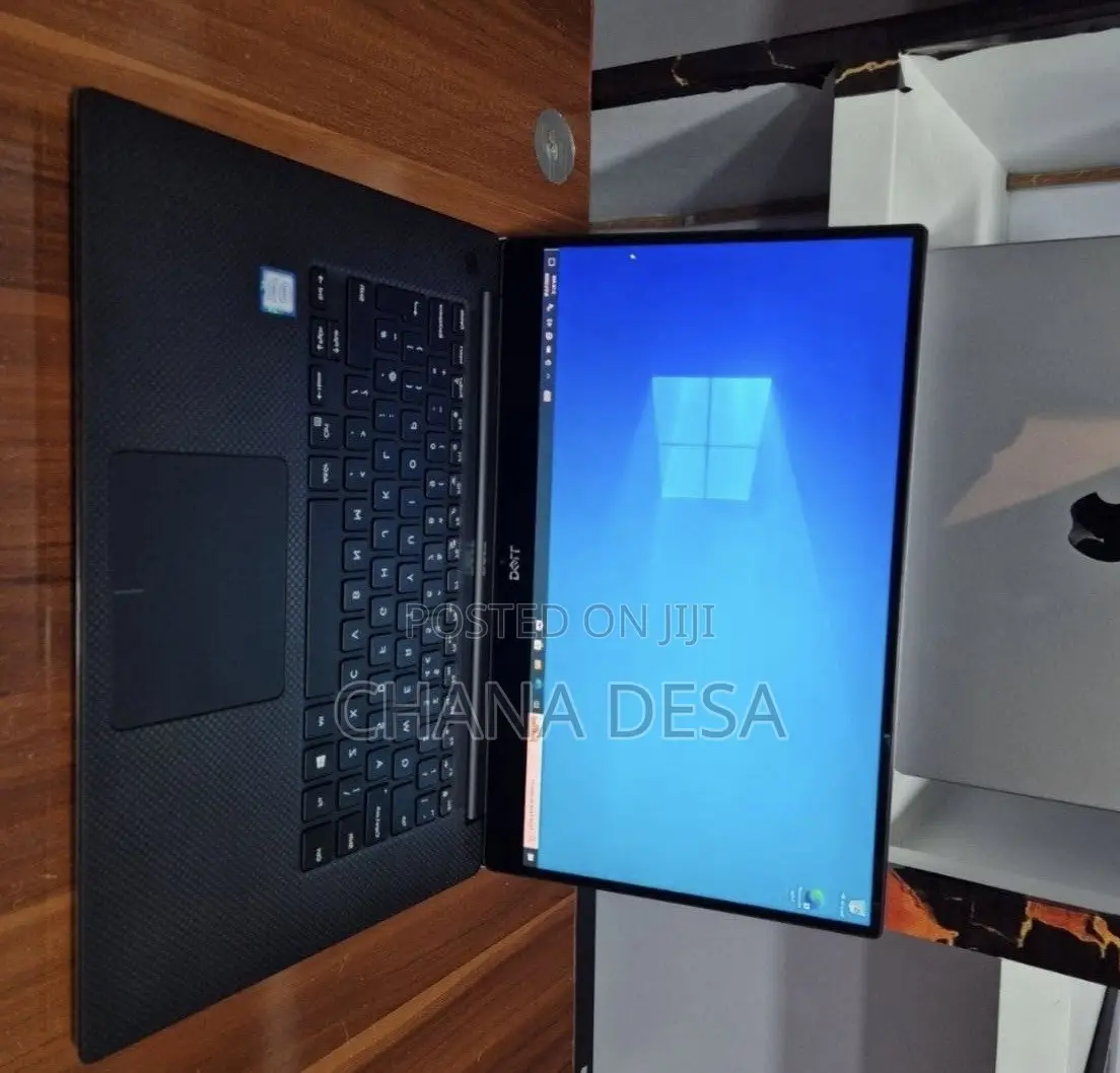 New Laptop Dell XPS 15 16GB Intel Core i7 SSD 512GB