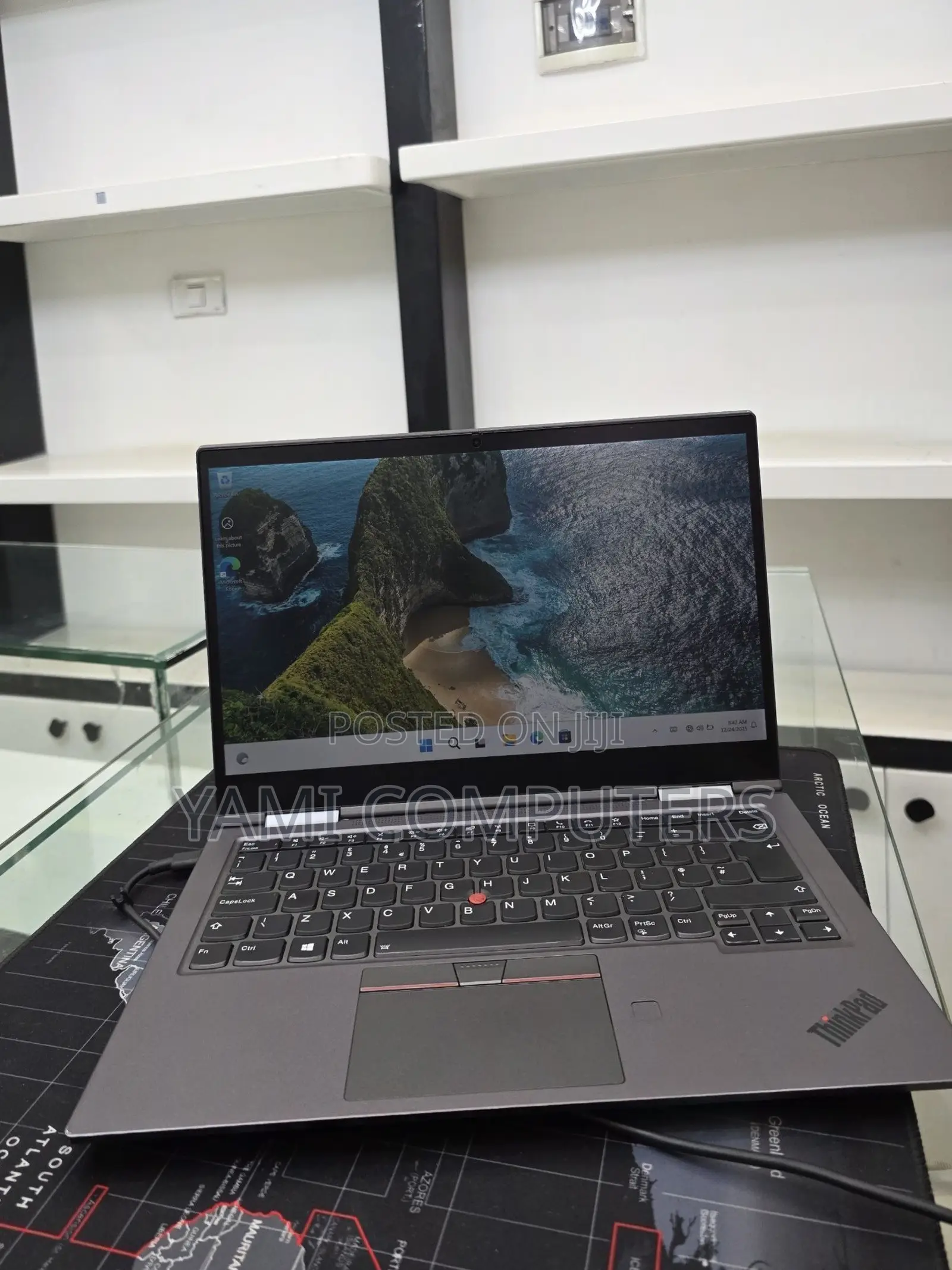 New Laptop Lenovo ThinkPad X1 Yoga 16GB Intel Core i7 SSD 512GB