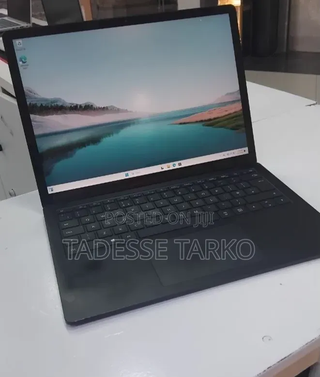 New Laptop Microsoft Surface Laptop 4 16GB Intel Core i7 SSD 512GB