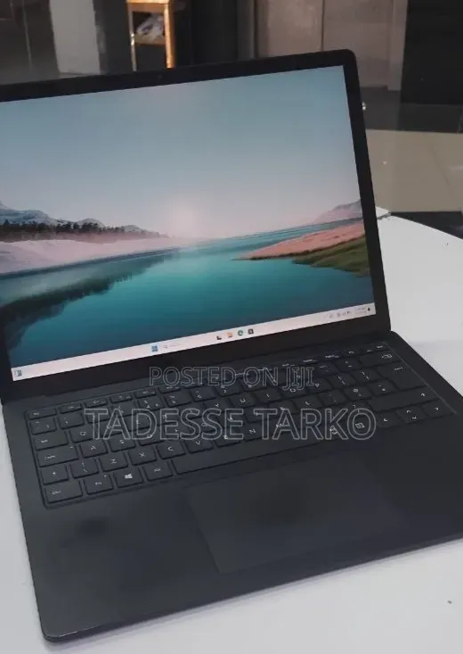 New Laptop Microsoft Surface Laptop 4 16GB Intel Core i7 SSD 512GB