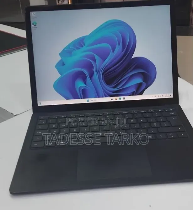 New Laptop Microsoft Surface Laptop 4 16GB Intel Core i7 SSD 512GB