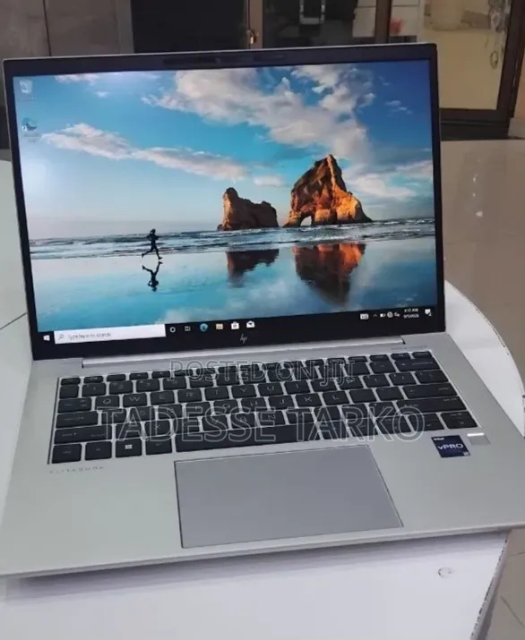 New Laptop HP EliteBook 840 G10 16GB Intel Core i7 SSD 512GB