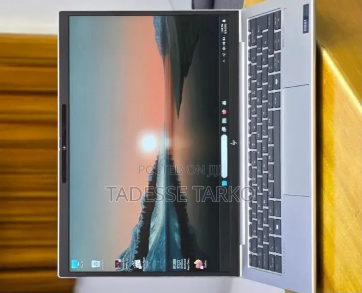 New Laptop HP Elitebook 830 G11 16GB Intel Core Ultra 7 SSD 512GB