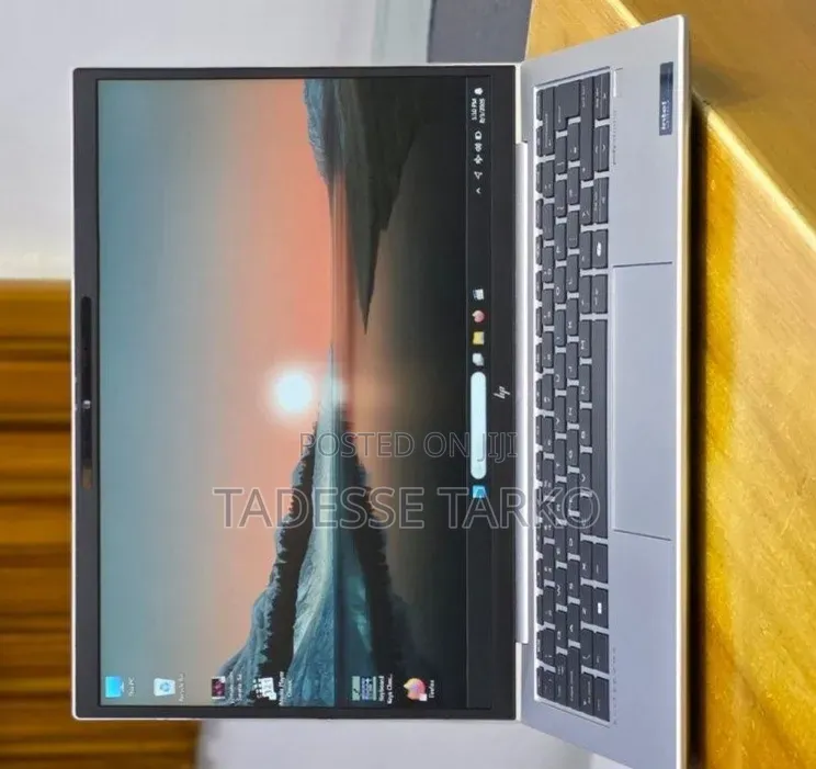 New Laptop HP Elitebook 830 G11 16GB Intel Core Ultra 7 SSD 512GB