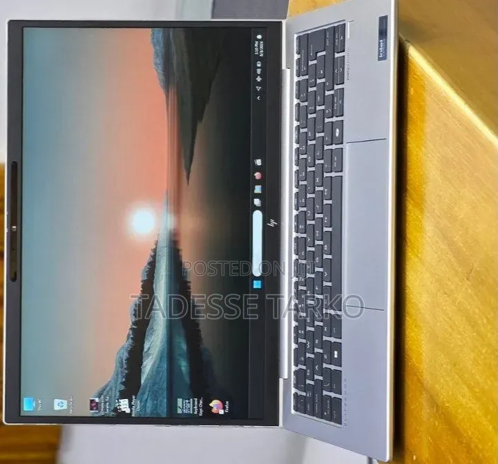 New Laptop HP Elitebook 830 G11 16GB Intel Core Ultra 7 SSD 512GB