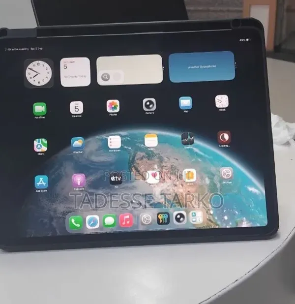 New Apple iPad Pro 1 TB Silver
