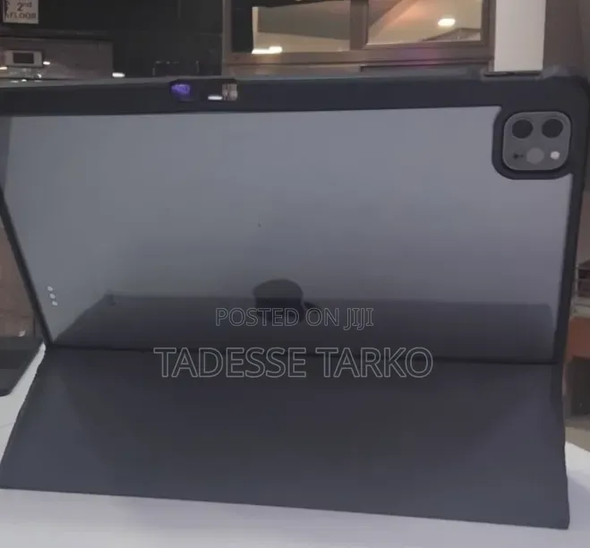 New Apple iPad Pro 1 TB Silver