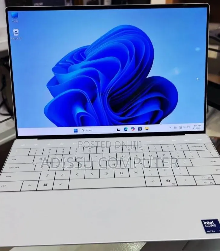 New Laptop Dell XPS 13 16GB Intel Core Ultra 7 SSD 512GB
