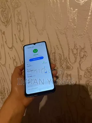 Samsung Galaxy A06 128 GB Gold