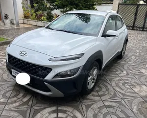 Hyundai Kona 2022 White