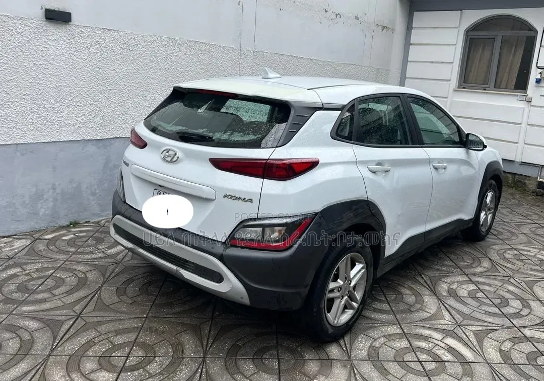Hyundai Kona 2022 White