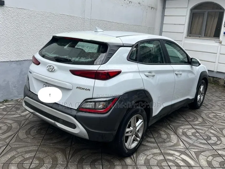 Hyundai Kona 2022 White