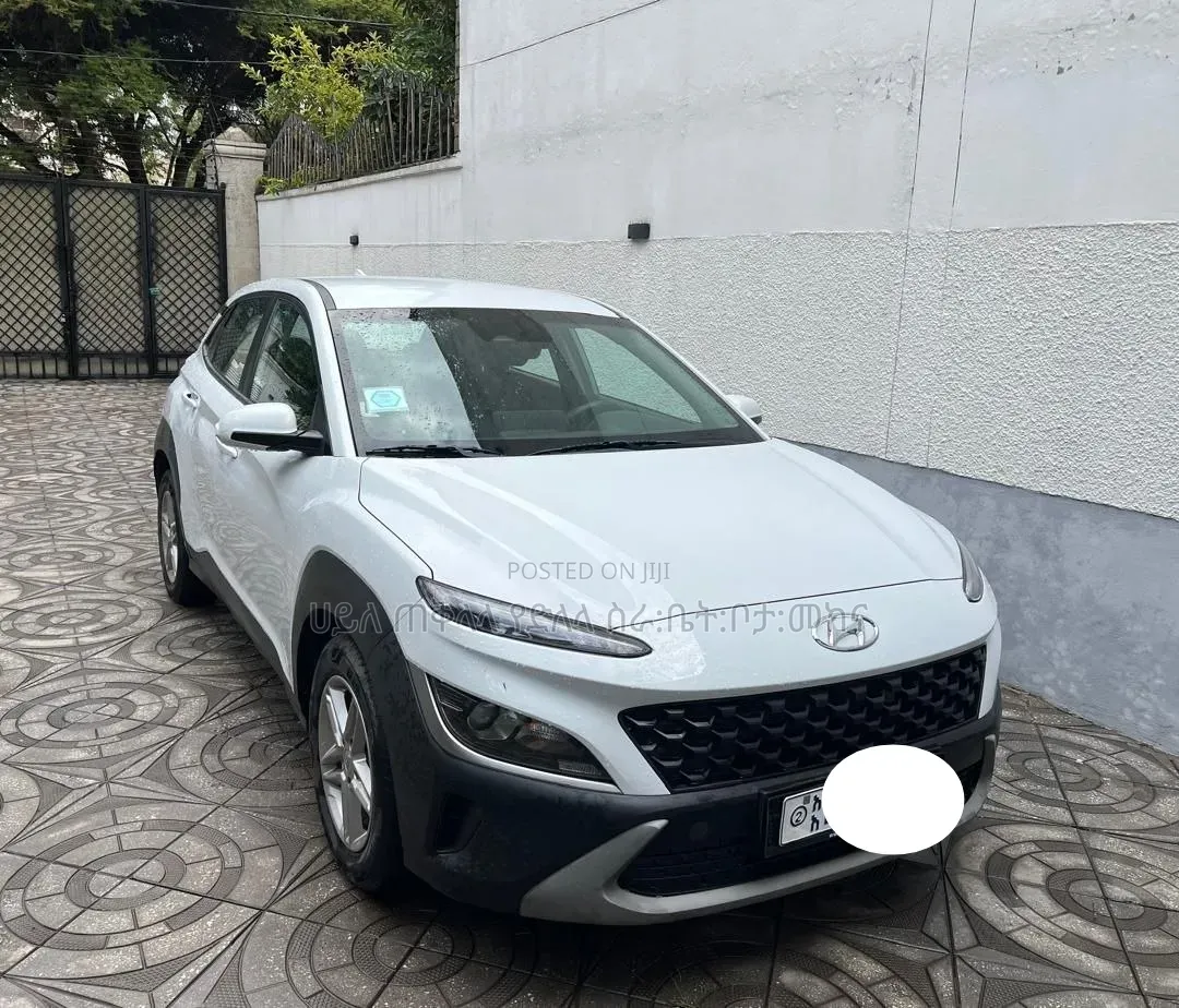 Hyundai Kona 2022 White