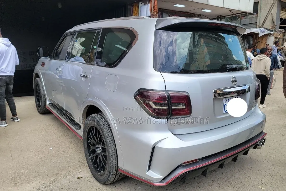 Nissan Patrol 2018 Silver