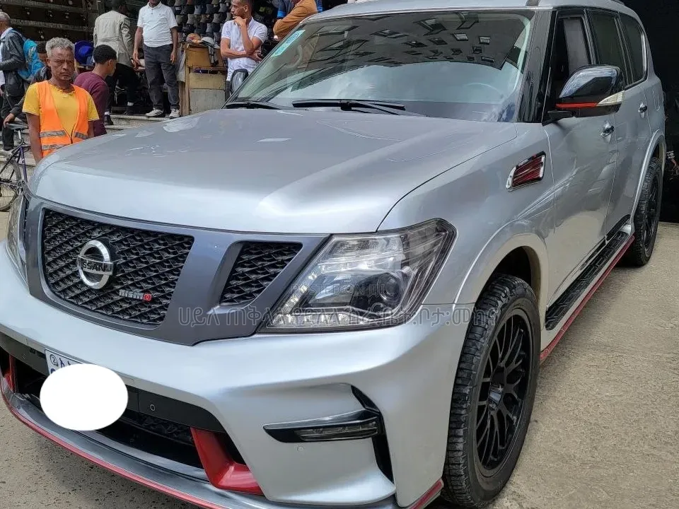 Nissan Patrol 2018 Silver