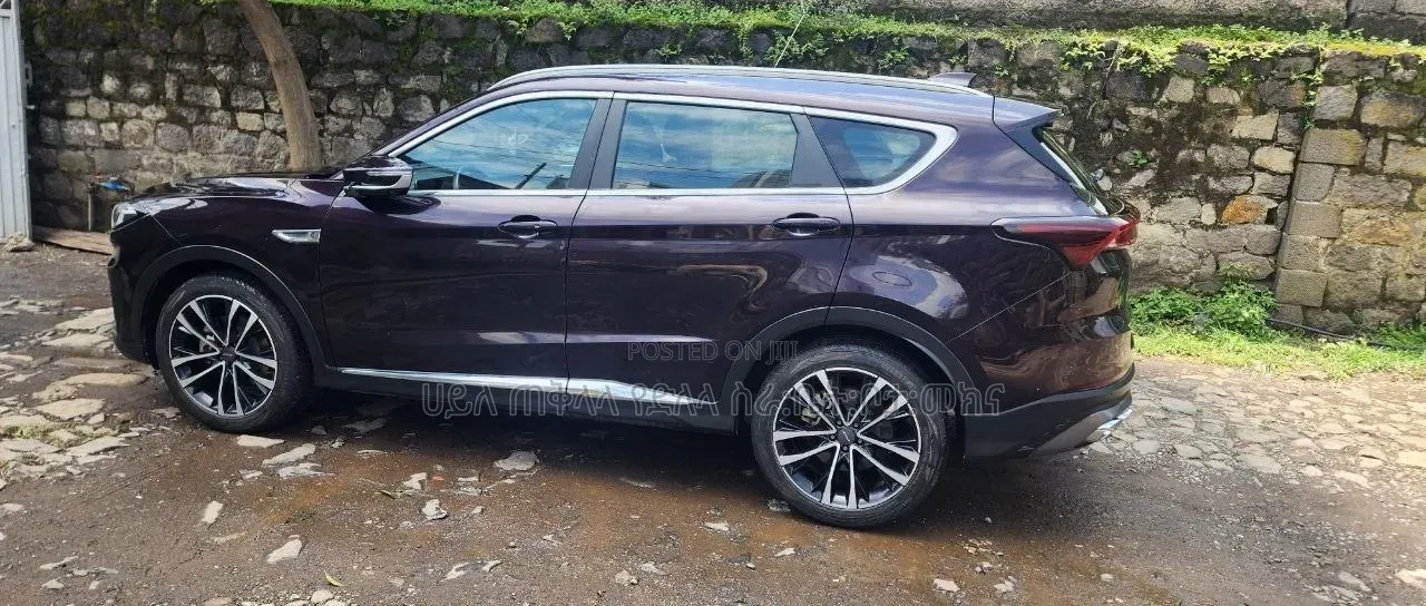 Jetour X70 Plus 2022 Burgundy