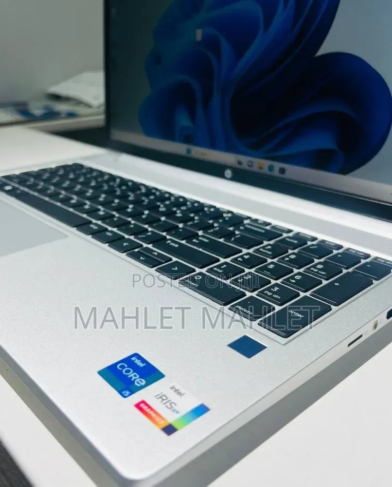 New Laptop HP ProBook 450 G8 16GB Intel Core i5 SSD 512GB