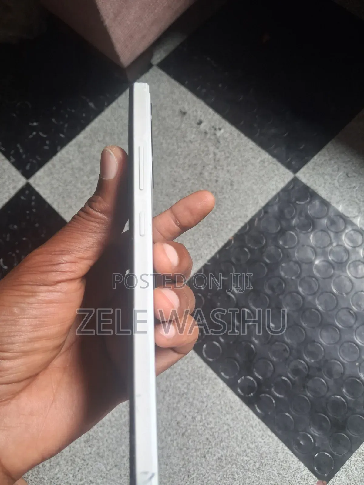 Infinix Smart 7 HD 64 GB White