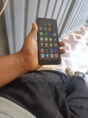 Oppo Reno8 256 GB Black