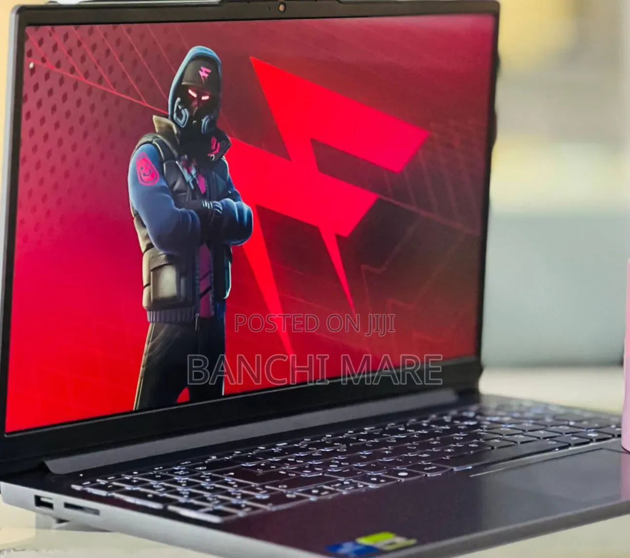 New Laptop Lenovo LOQ 15AHP10 16GB Intel Core i5 SSD 1T
