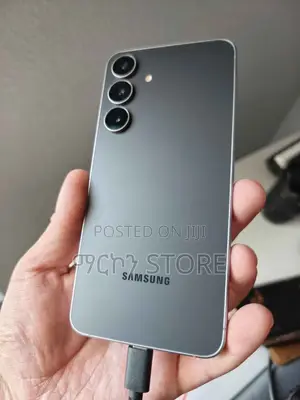 Samsung Galaxy S25 FE 256 GB Silver