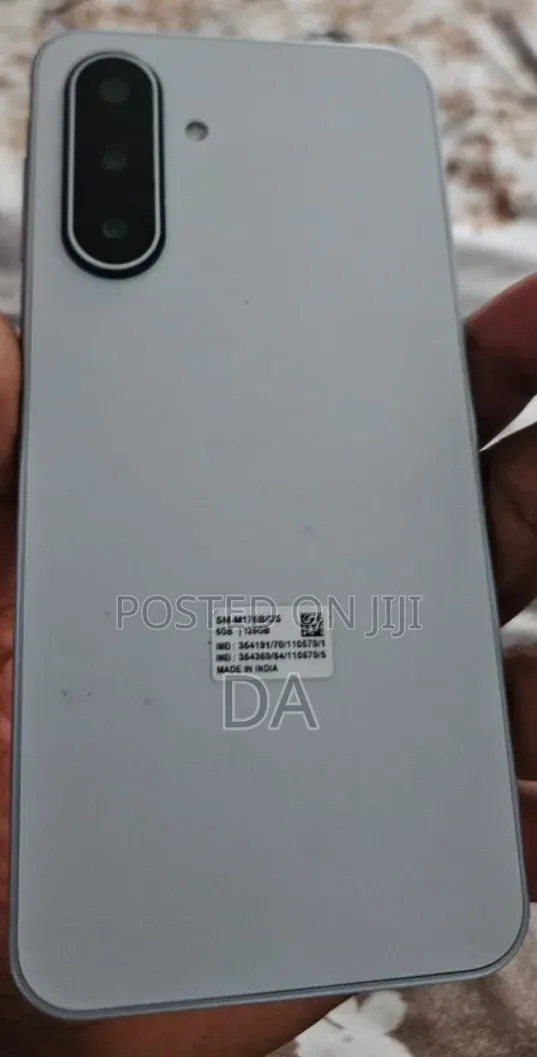 New Samsung Galaxy M17 5G 128 GB White
