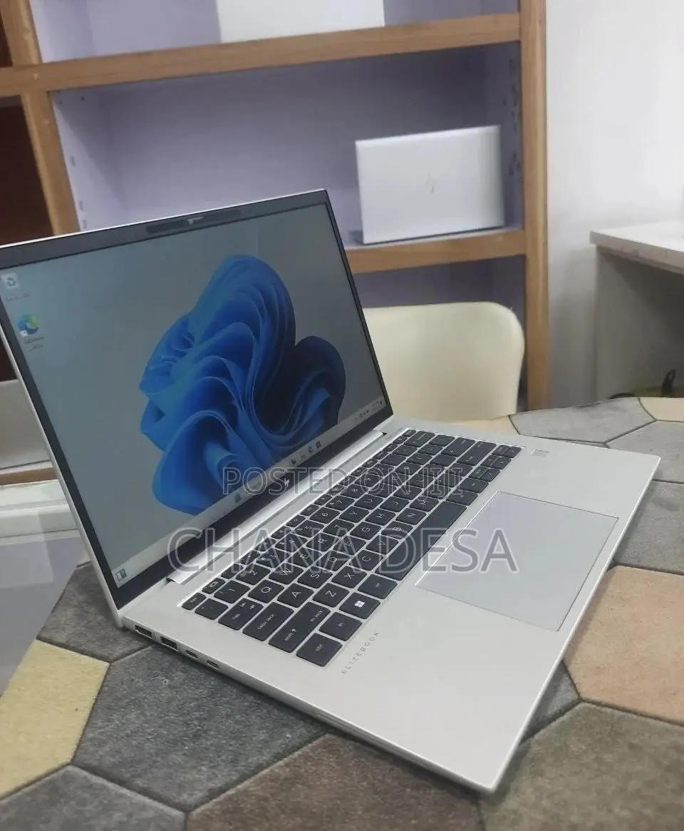 New Laptop HP EliteBook 840 G9 16GB Intel Core i7 SSD 512GB