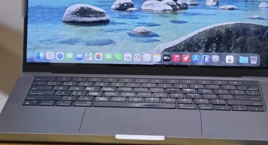 New Laptop Apple MacBook Pro 2021 M1 32GB Apple M1 SSD 512GB