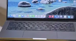 New Laptop Apple MacBook Pro 2021 M1 32GB Apple M1 SSD 512GB